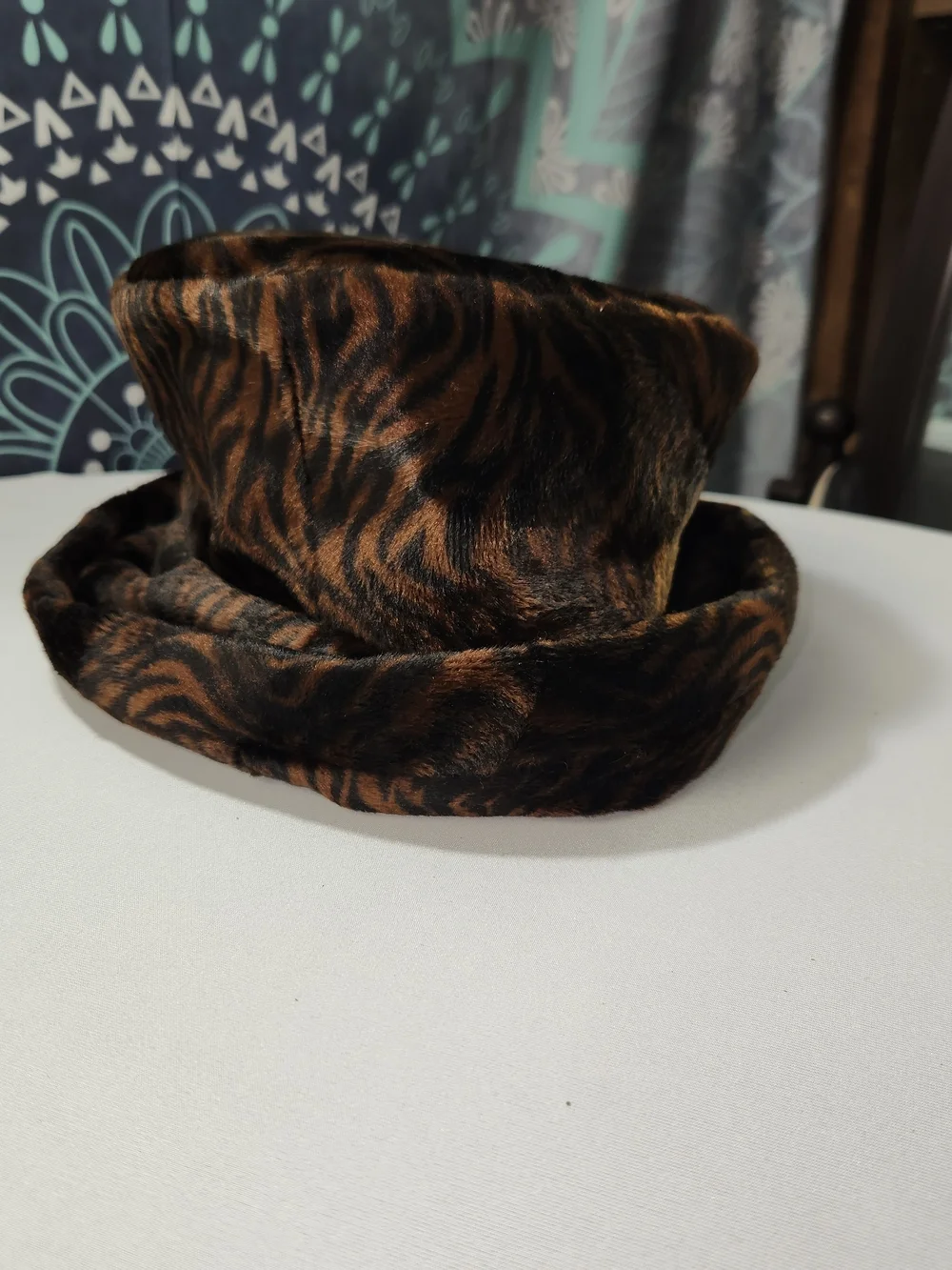 ⭐️Brown Fluffy Animal Print Bucket Hat 90s Festival Y2K Retro Streetwear